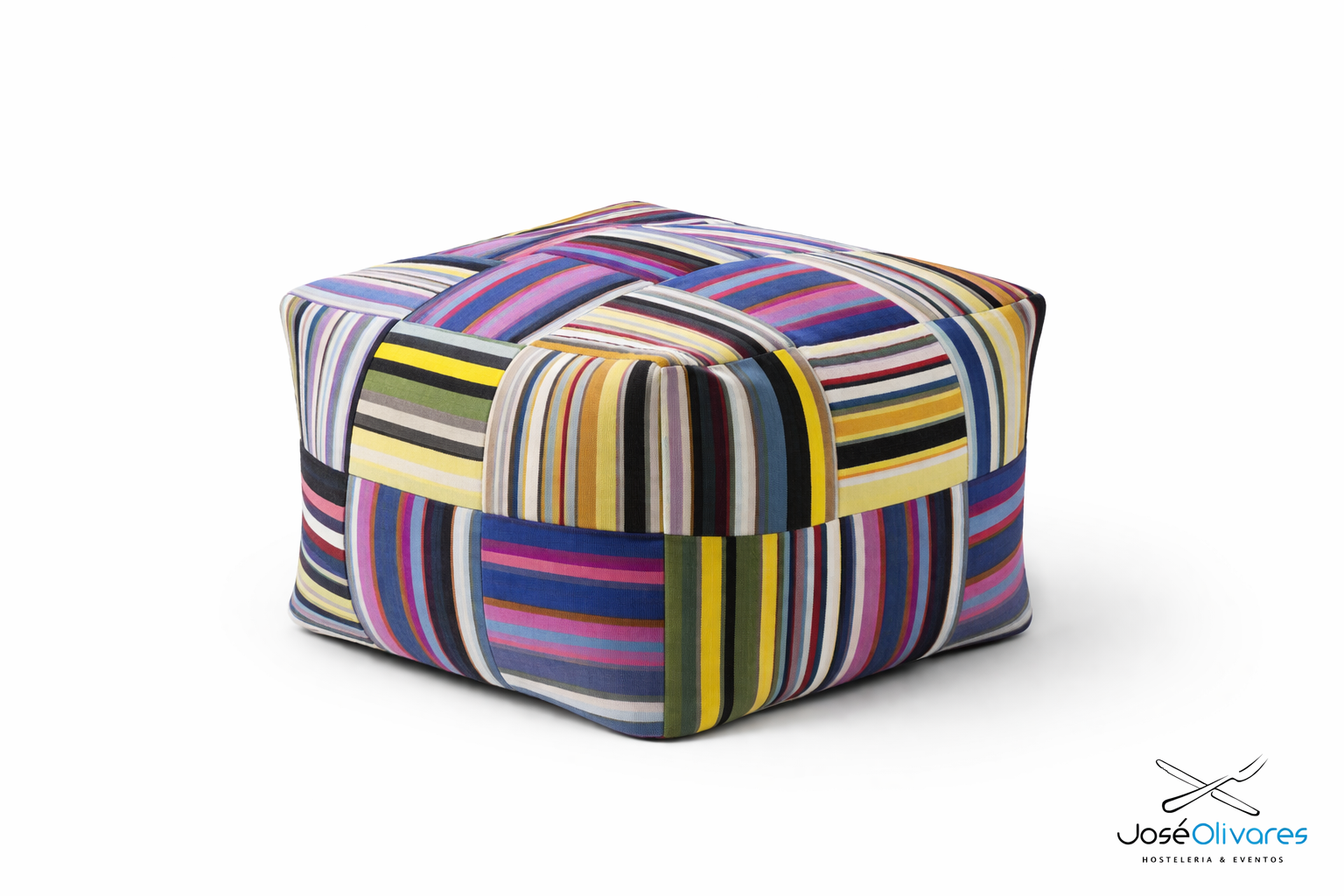 Pouf Cuadrado 60 x 60  x 60 Cm EN VENTA